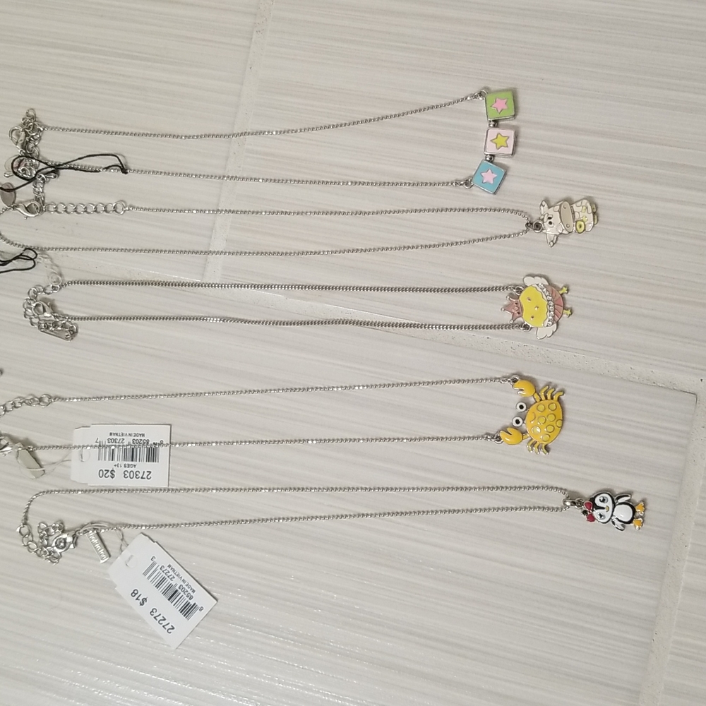Bundle of 5 kids necklaces
